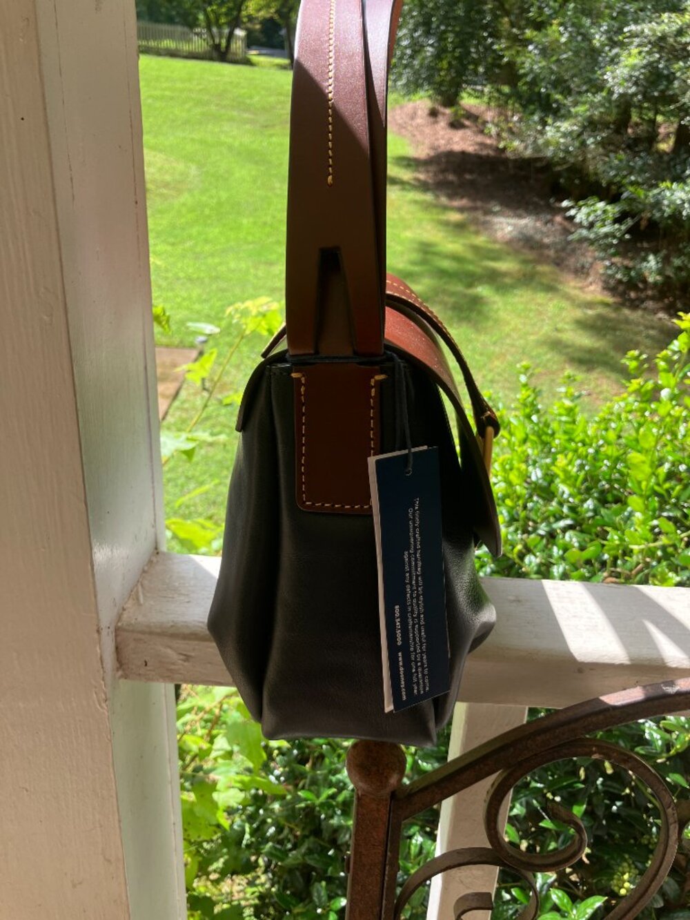 Dooney & Bourke - Picture 2 of 7